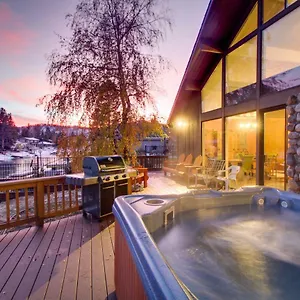 Waterfront Apres' Ski Cabin South Lake Tahoe